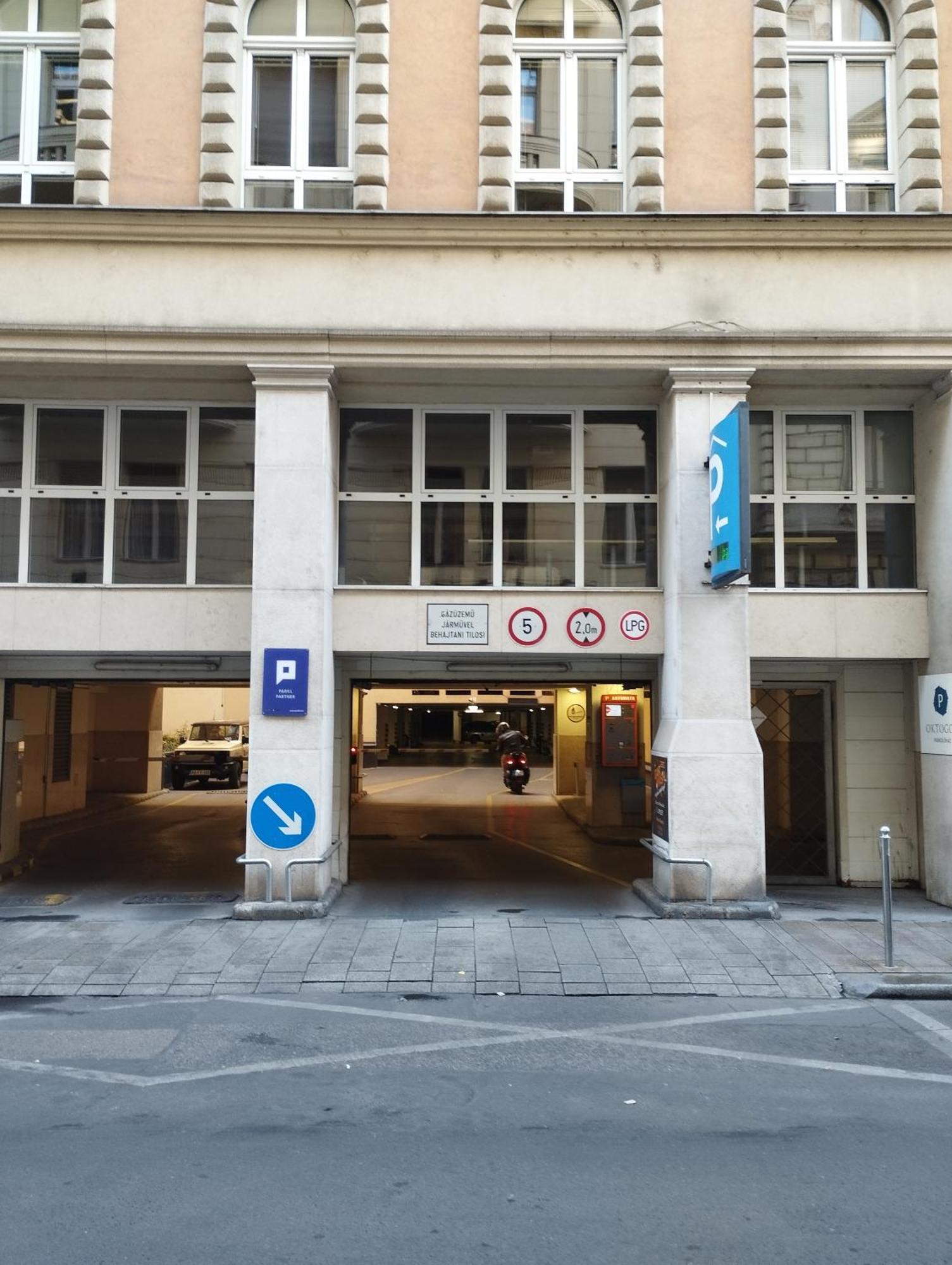 Free Parking Garage! Downtown Apartment Close To New York Cafe Budapeşte Dış mekan fotoğraf